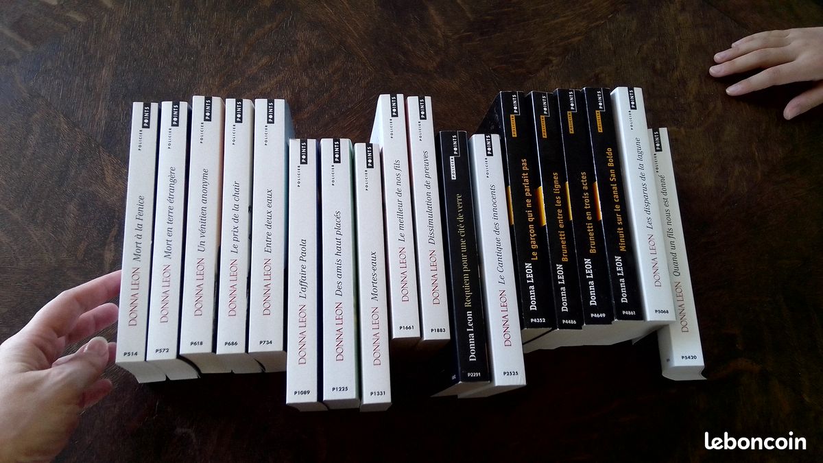 Livre poche Donna LEON "Requiem pour une cité de verre" (enquête Brunetti) (image 2)
