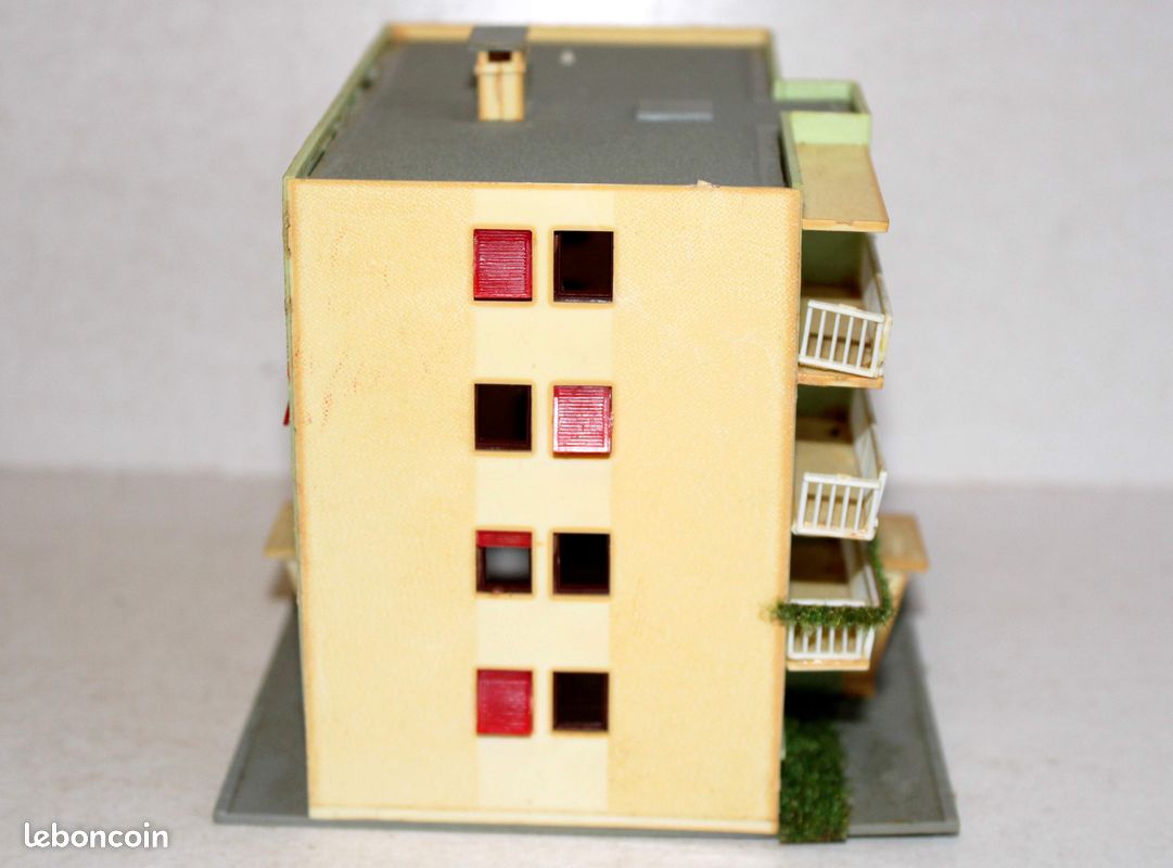 JOUEF MAQUETTE À monter poste d'aiguillage moderne 716 NEUF (n°1) EUR