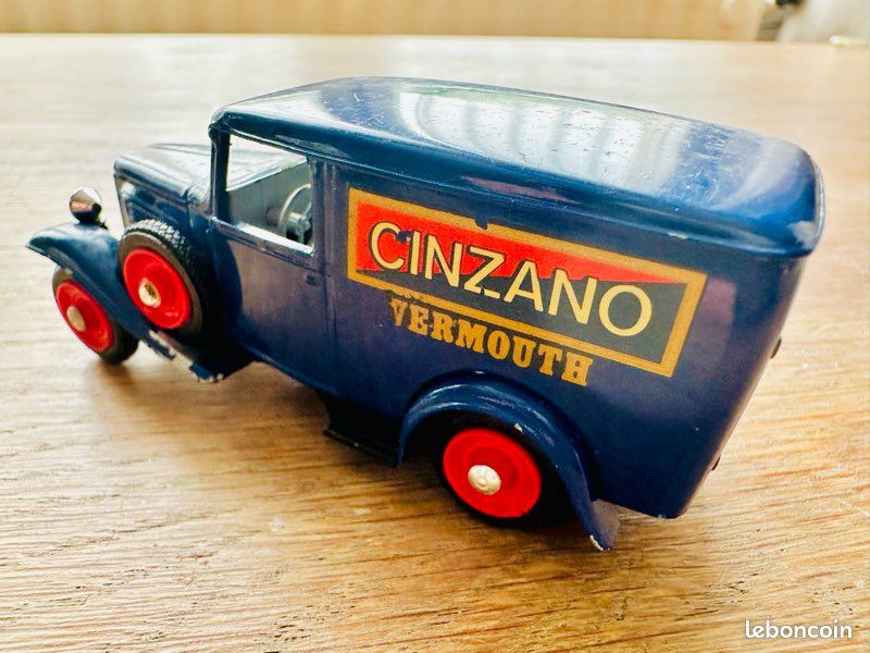Eligor 1/43 - Citroen Rosalie Van 500KG Firefighters Ariège
