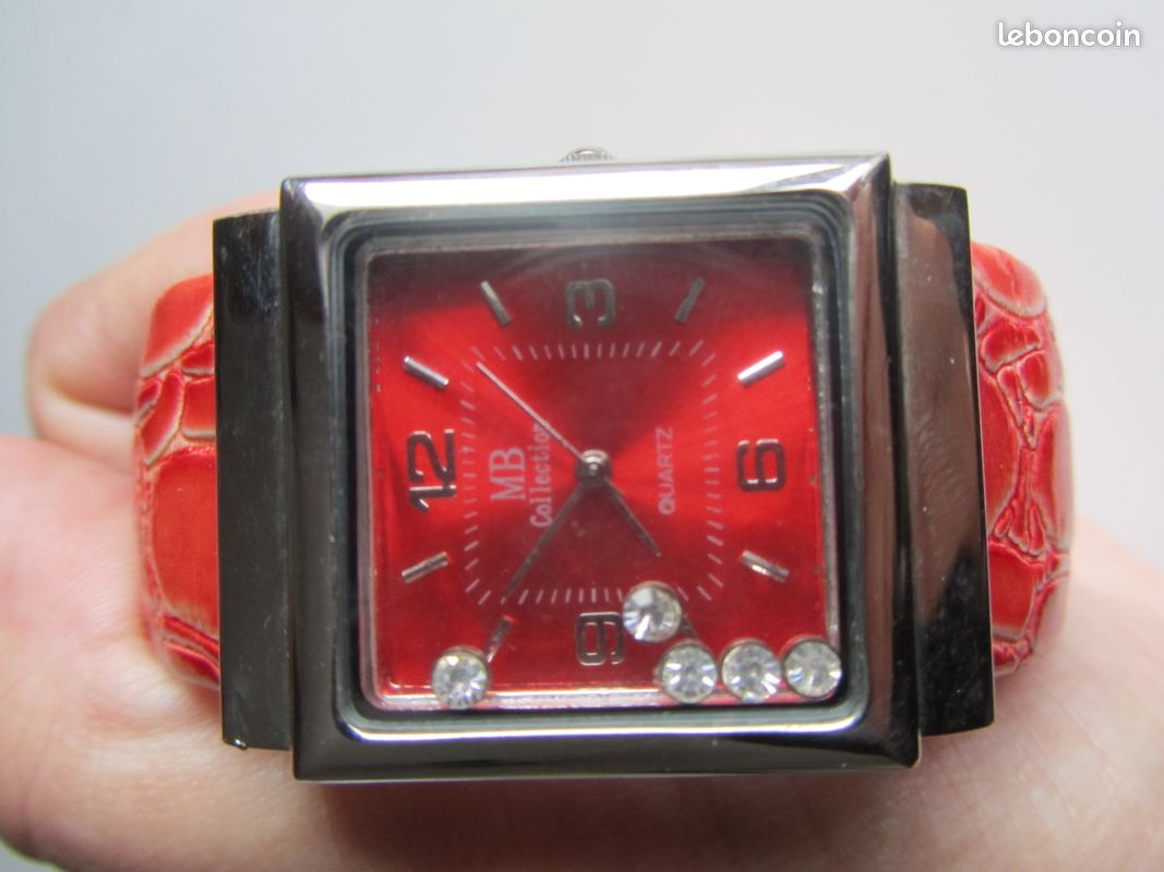Montre Bracelet MB Collection Quartz rouge/rose diamant Très bon état (image 4)