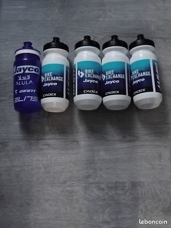 LOT GOODIES EQUIPE Cofidis Cyclisme 2024 Affiche Bidon Bougie protége Selle EUR 15,00 - FR