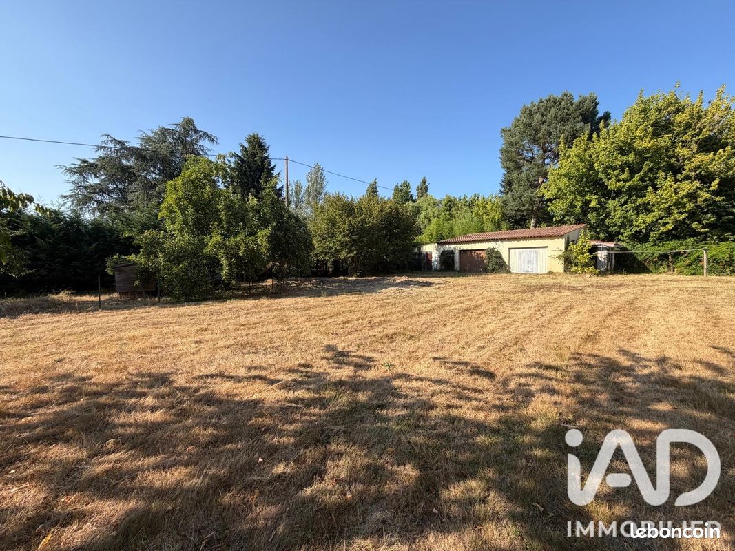 Terrain 1123 m² · à Montech · 1 123 m² · 65 000 €