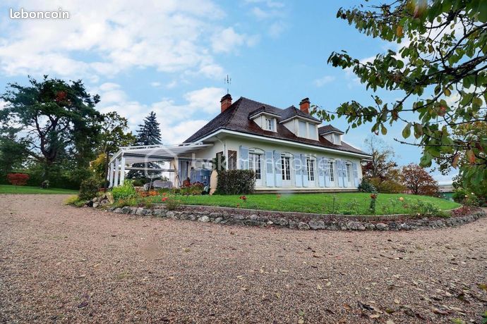 Maison 7 pièces 187 m²