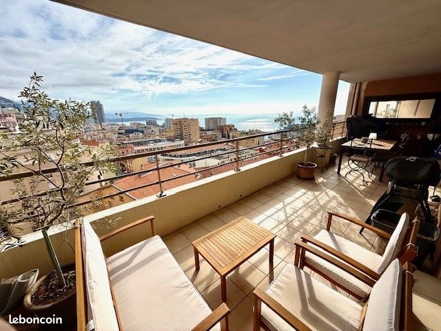 Appartement 4 pièces 96 m² · à Beausoleil · 96 m² · 850 000 €
