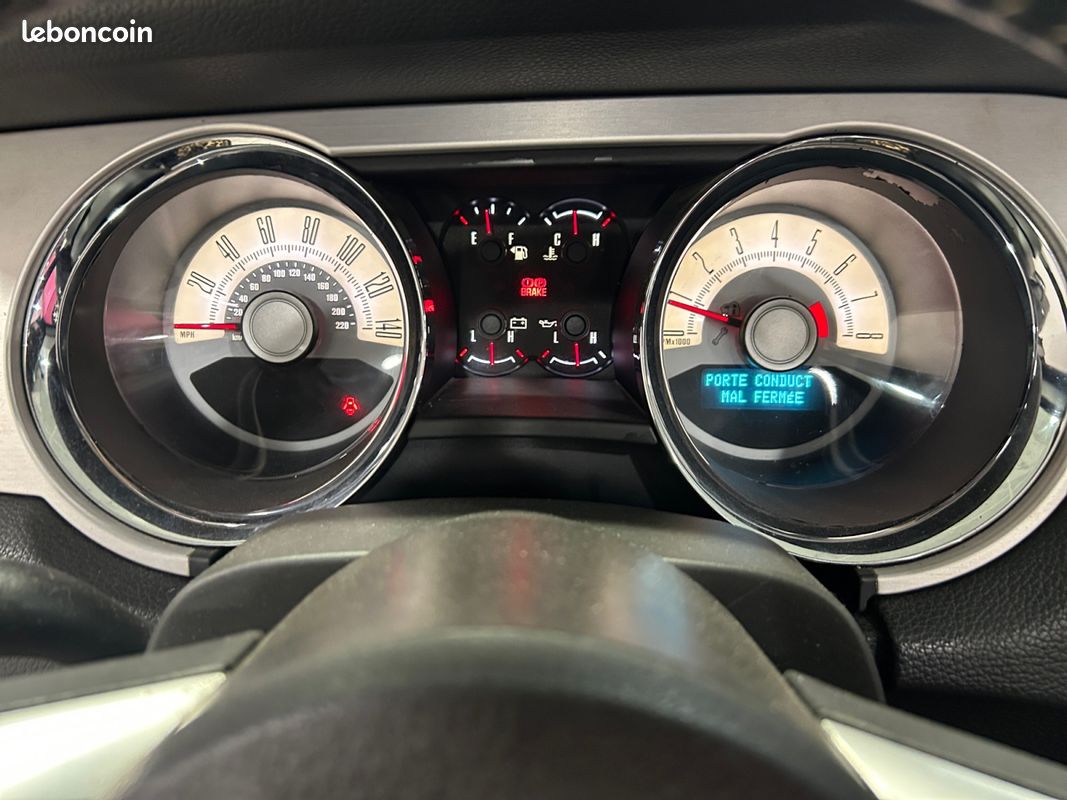 FORD MUSTANG GT CABRIOLET 4.6 V8 300CH - BOÎTE MANUELLE - Garantie 12 mois (image 14)