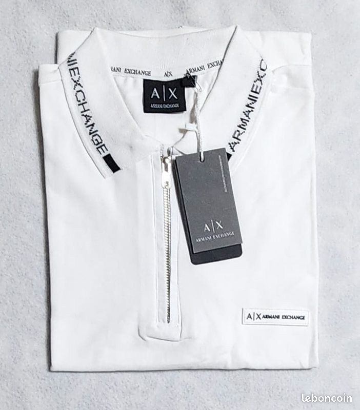 Je vends un T-shirt Armani Exchange en neuf taille M (image 1)