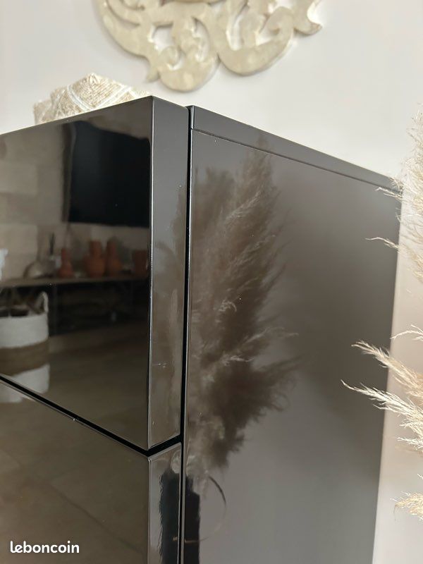 Grande commode laquée noire (image 4)
