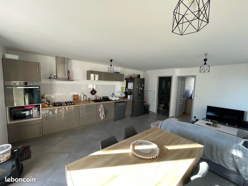 Appartement 2 pièces 44 m² · à Châbons · 44 m² · 119 000 €
