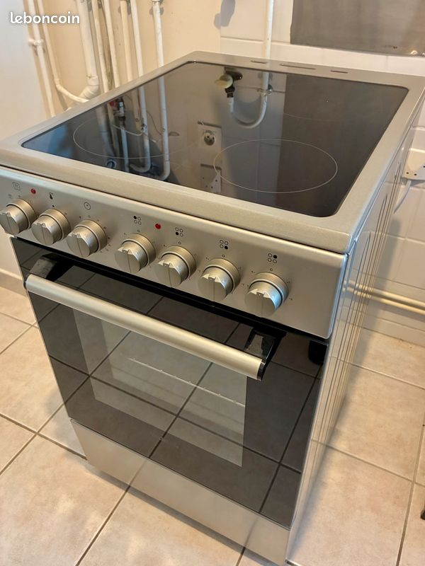 Cuisinière (image 1)