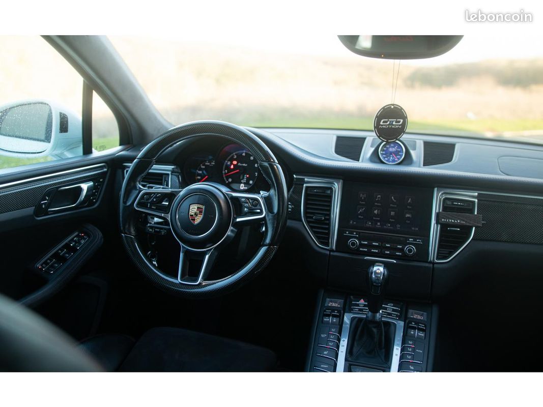 PORSCHE MACAN Turbo Pack Performance 440ch 3.6i V6 - 440 - BV PDK TYPE 95B (image 5)