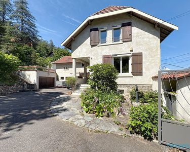 Maison 698 000 € - 205 m²