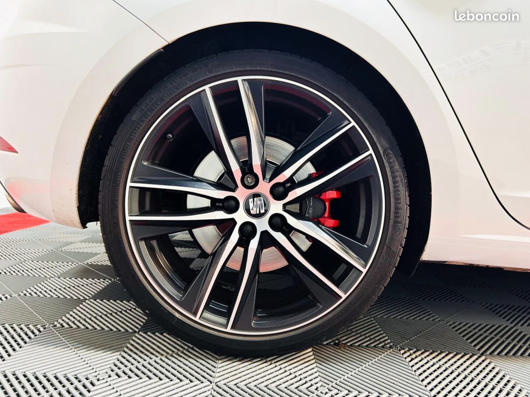 SEAT Leon Cupra 300 Phase 2 – 2.0 TSI 300 – Beats Audio – Garantie Cessible (image 20)