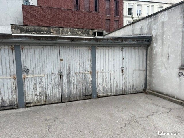 Parking 12 m² · à Paris · 12 m² · 38 000 €
