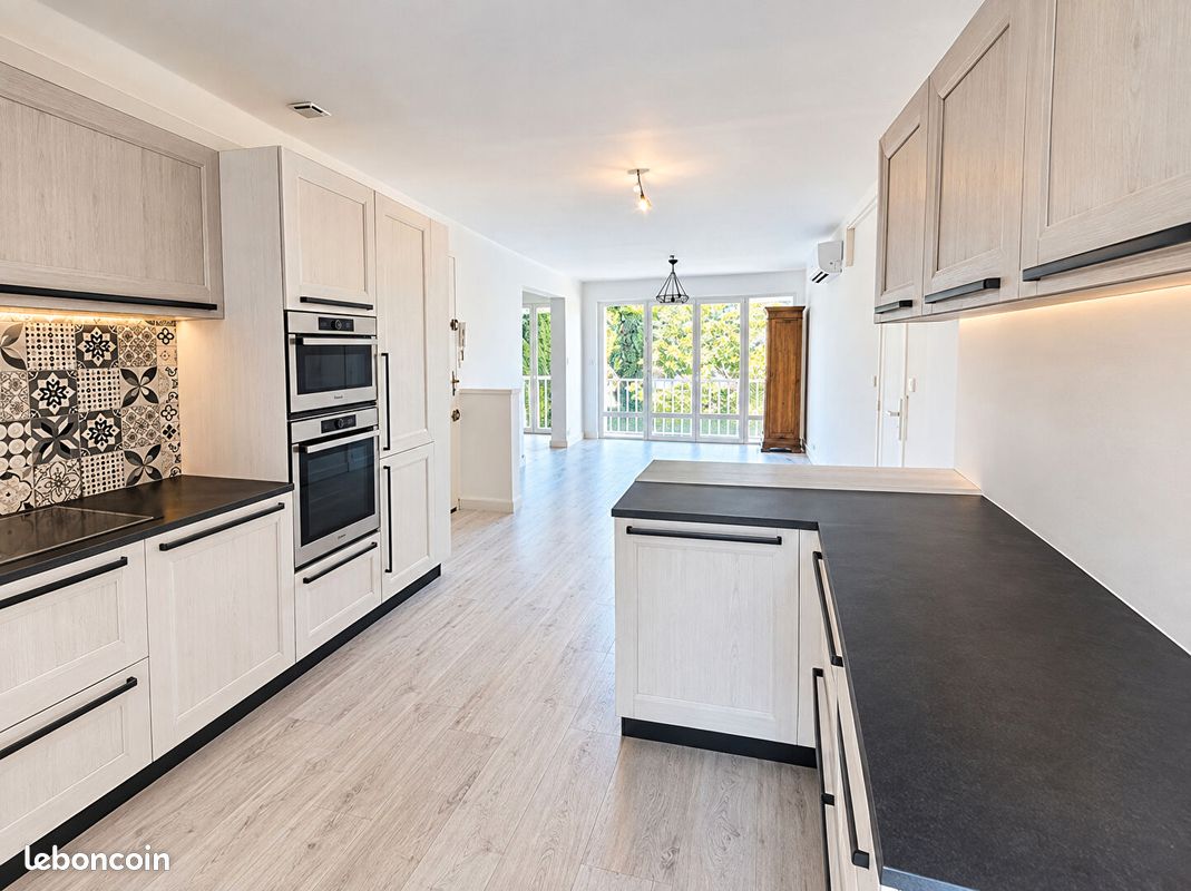 Appartement 3 pièces 87 m² · à Six-Fours-les-Plages · 87 m² · 947 €/mois