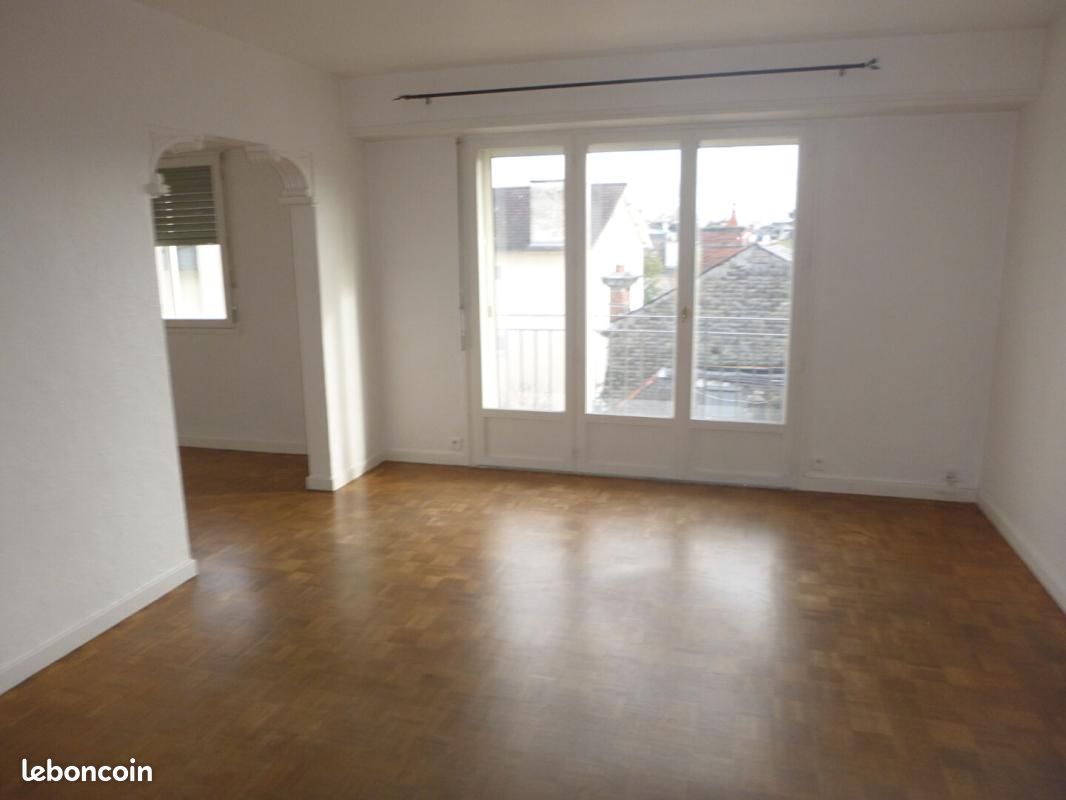 Appartement 4 pièces 74 m² · à Pau · 74 m² · 735 €/mois