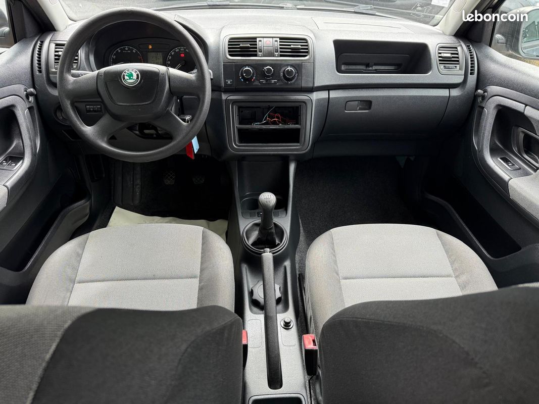 Skoda Fabia 1.2i 12V 60cv Pep's 2009 (image 4)