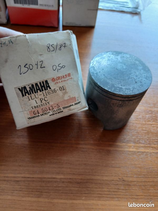 Piston neuf yamaha 250 yz 0.5 (image 1)