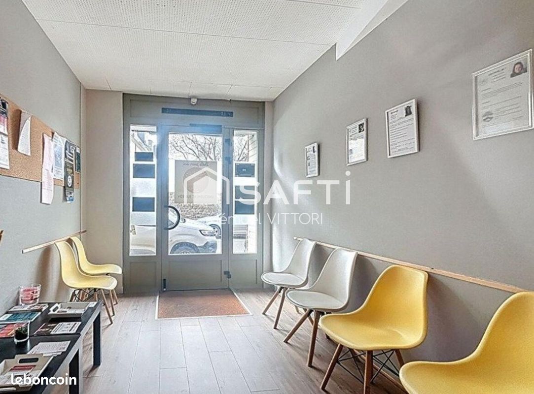 Immeuble 202 m² ERNEE (image 4)