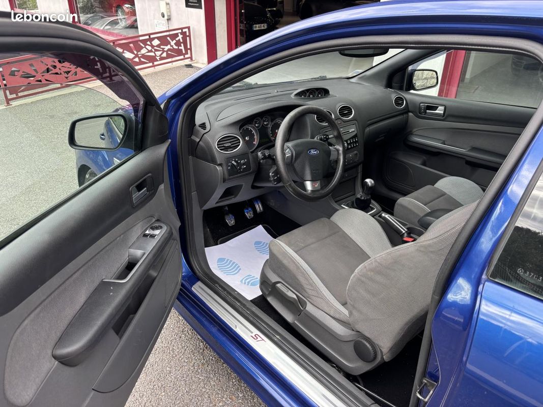 Ford focus 2.5 t - 225 2004 berline st phase 1 (image 25)