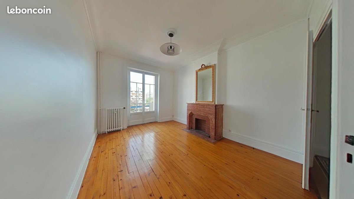 Appartement 3 pièces 73 m² · à Saint-Étienne · 73 m² · 690 €/mois