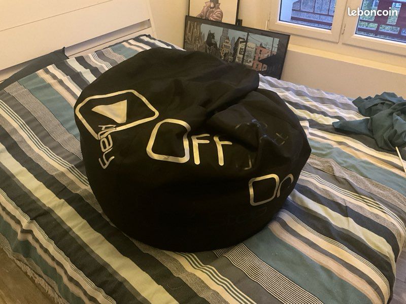 Chaise poire noire - Black bean bag chair (image 1)