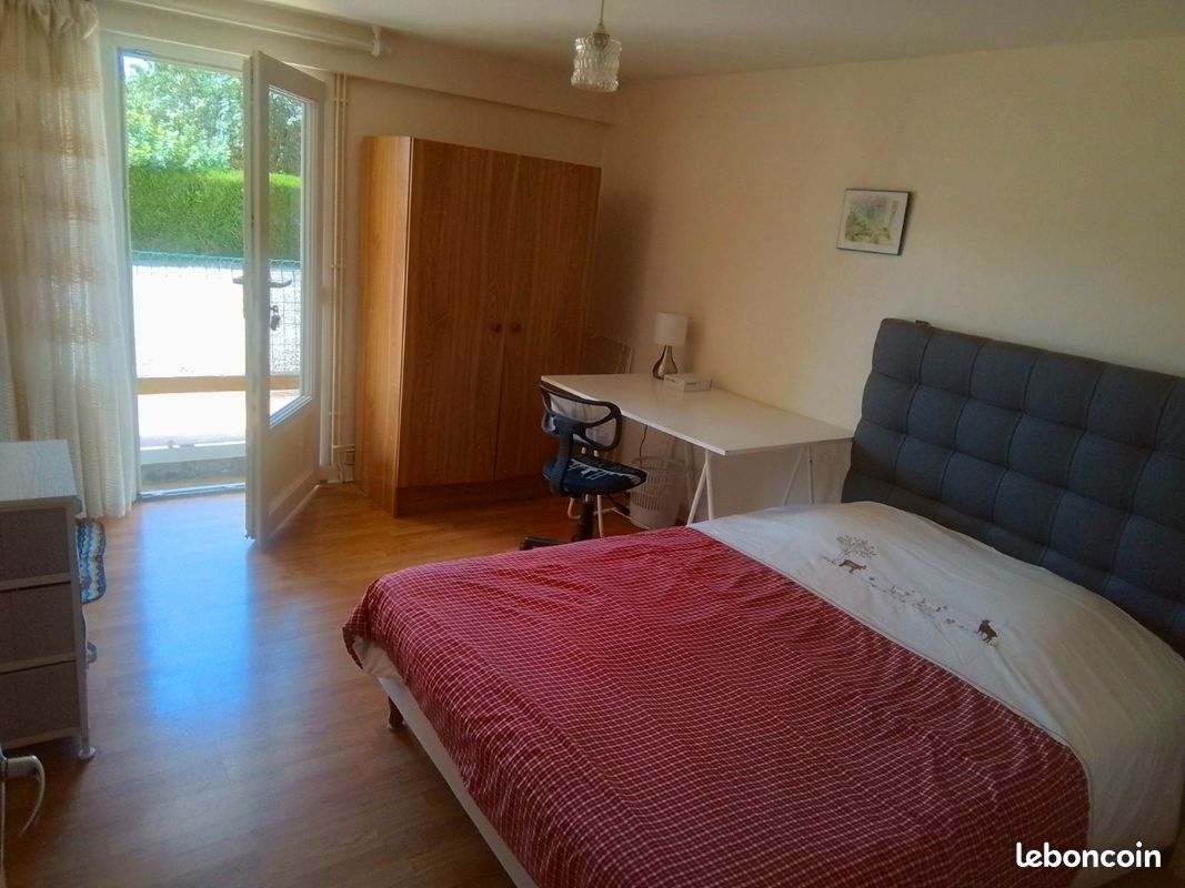 Appartement 1 pièce 18 m² · à Poitiers · 18 m² · 450 €