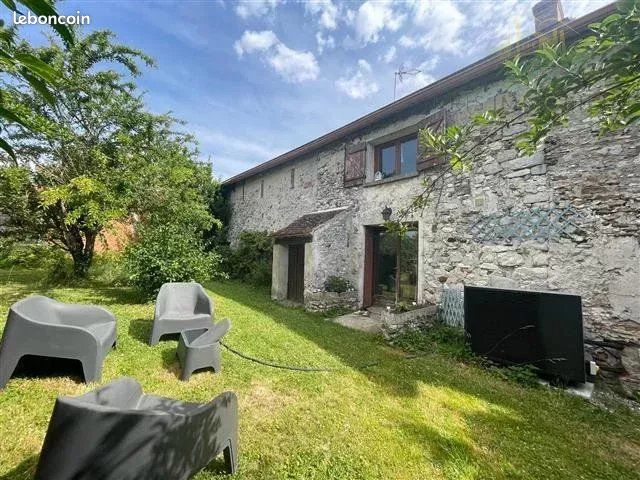 Maison 6 pièces 211 m² · à Lizy-sur-Ourcq · 211 m² · 230 000 €