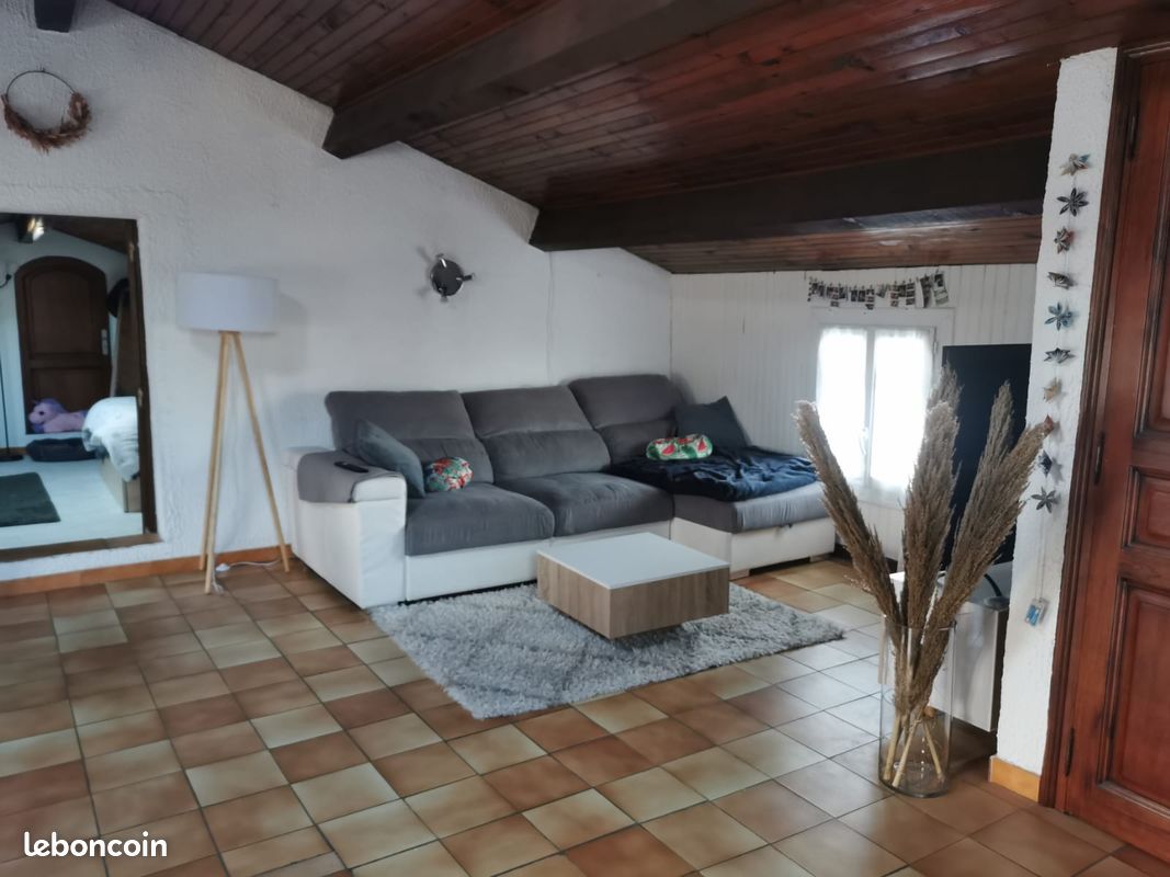 Appartement 3 pièces 65 m² · à Ollioules · 65 m² · 750 €/mois