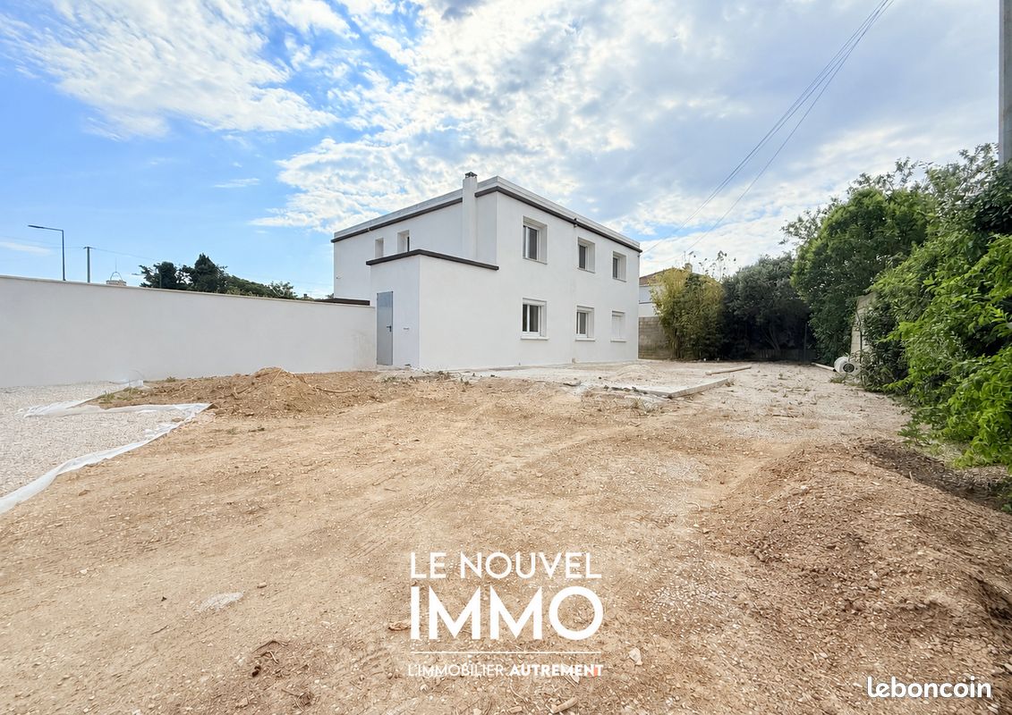 Maison 5 pièces 91 m² · à Rognac · 91 m² · 359 000 €