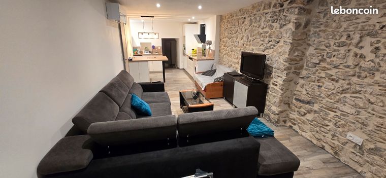 Appartement au rez-de-chaussée refait à neuf