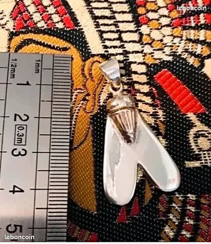 Pendentif égyptien - Victoire (image 1)