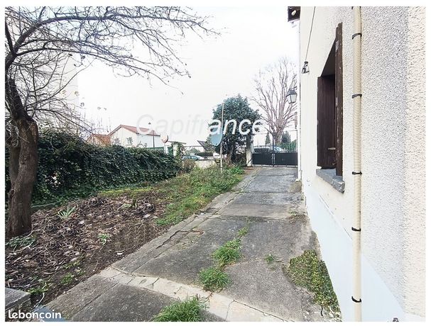 https://img.leboncoin.fr/api/v1/lbcpb1/images/44/93/30/449330a3ab4730ef2aeccc5df795eaa1dc2a7a98.jpg?rule=ad-image