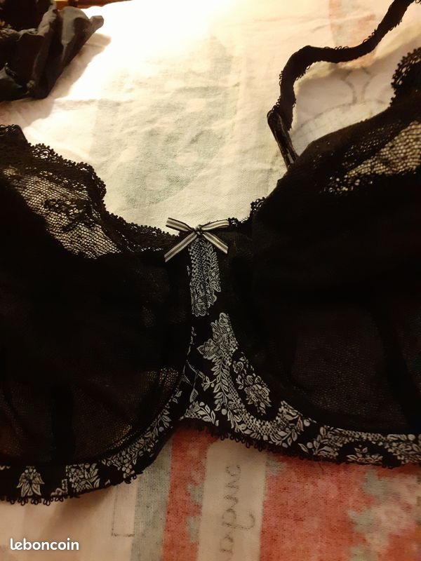 Passionata ensemble neuf fond noir motifs blancs (image 4)