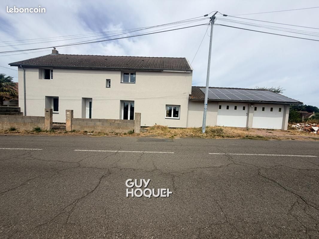 Maison 8 pièces 155 m² · à Pouilloux · 155 m² · 91 800 €