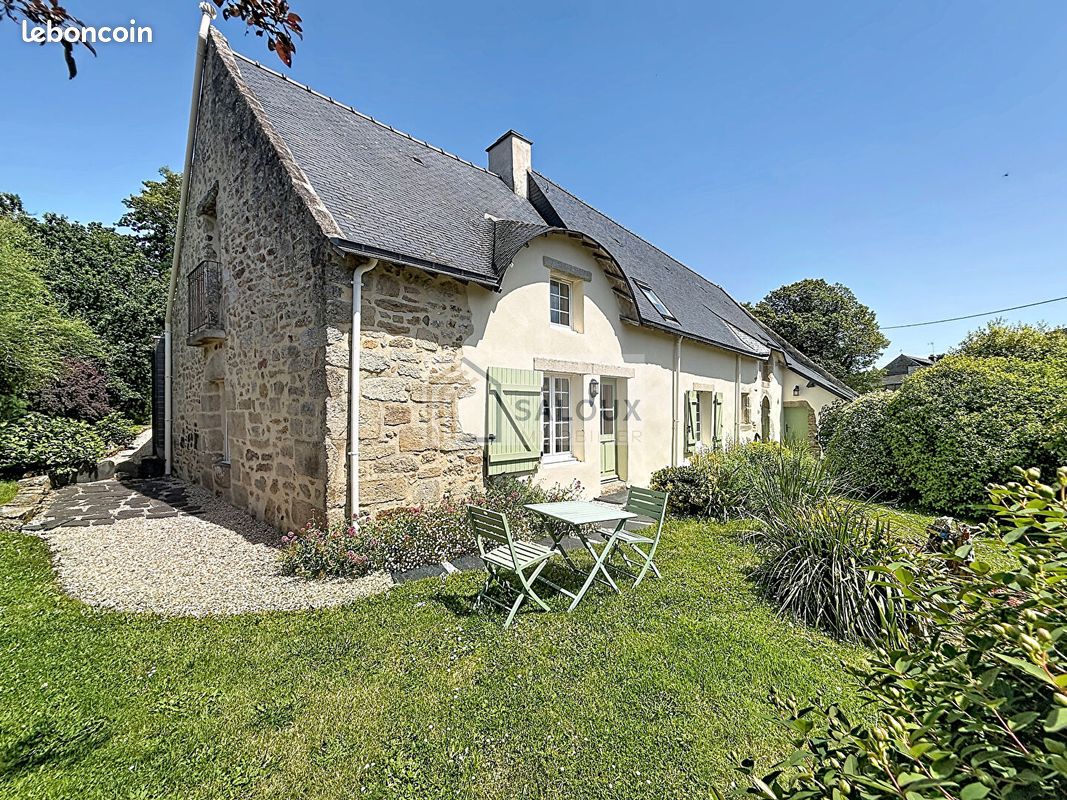 Maison 7 pièces 240 m² · à Ambon · 240 m² · 643 560 €