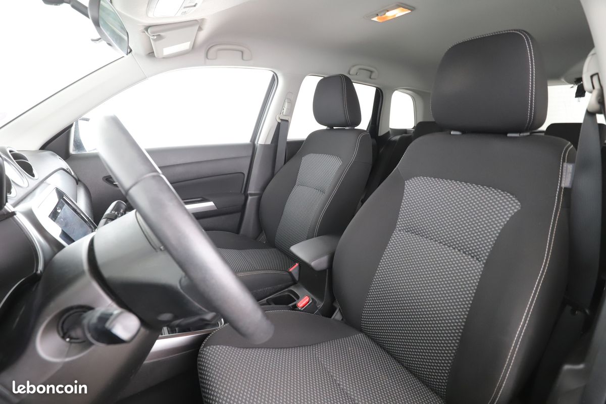Suzuki Vitara 1.0 BoosterJet Privilege 111 ch (image 5)