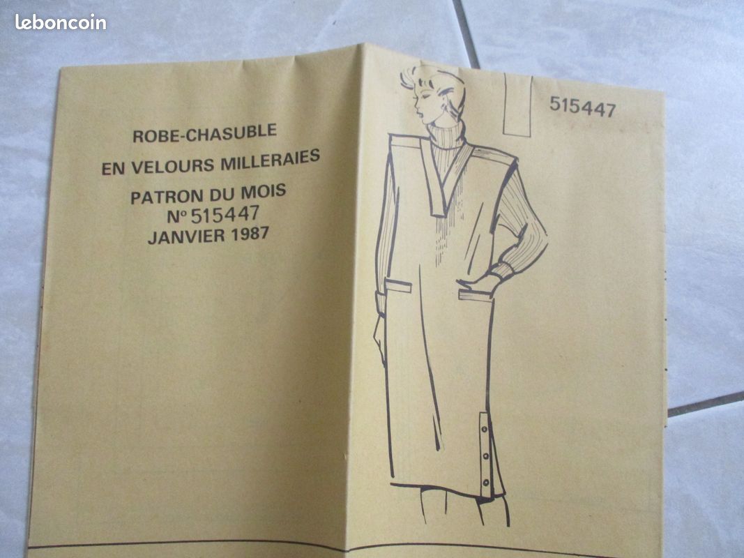 Patron De Couture Ancien MODES ET TRAVAUX - Tailleur Pour Femme - Occasion (Vintage)