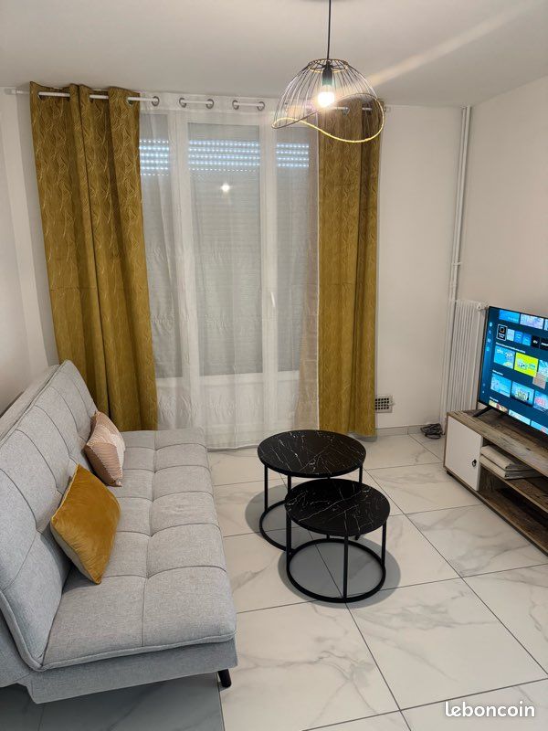 Appartement 2 pièces 40 m² · à Pont-Saint-Esprit · 40 m² · 650 €