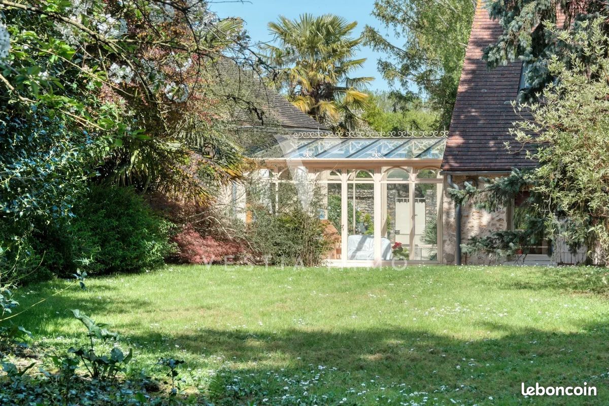 Maison 10 pièces 175 m² · à Dourdan · 175 m² · 420 000 €