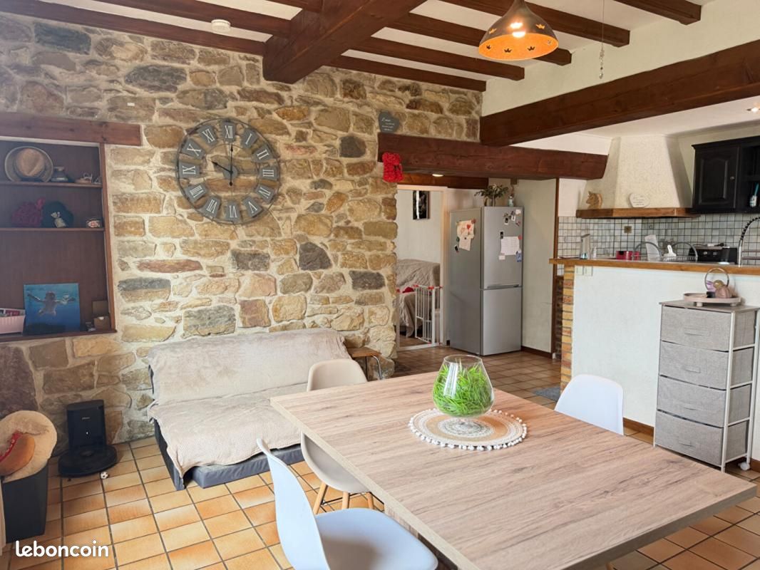 Maison 4 pièces 107 m² · à Tavaux · 107 m² · 150 000 €