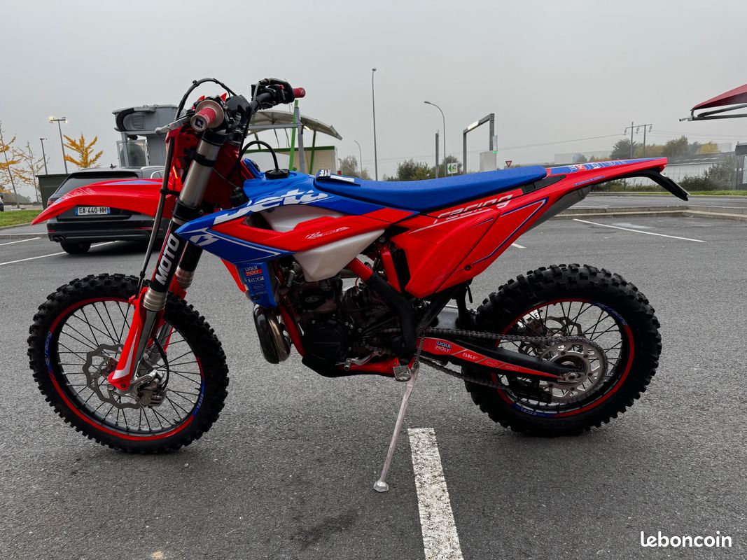 Beta Enduro Beta 250 2021 Motorcycles Beta Rr300 2t Enduro Beta Rr