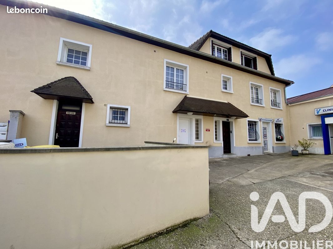 Appartement 2 pièces 44 m² · à Nozay · 44 m² · 130 000 €