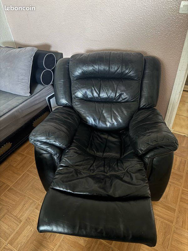 Canapé confortable en cuir qui s’allonge (image 2)
