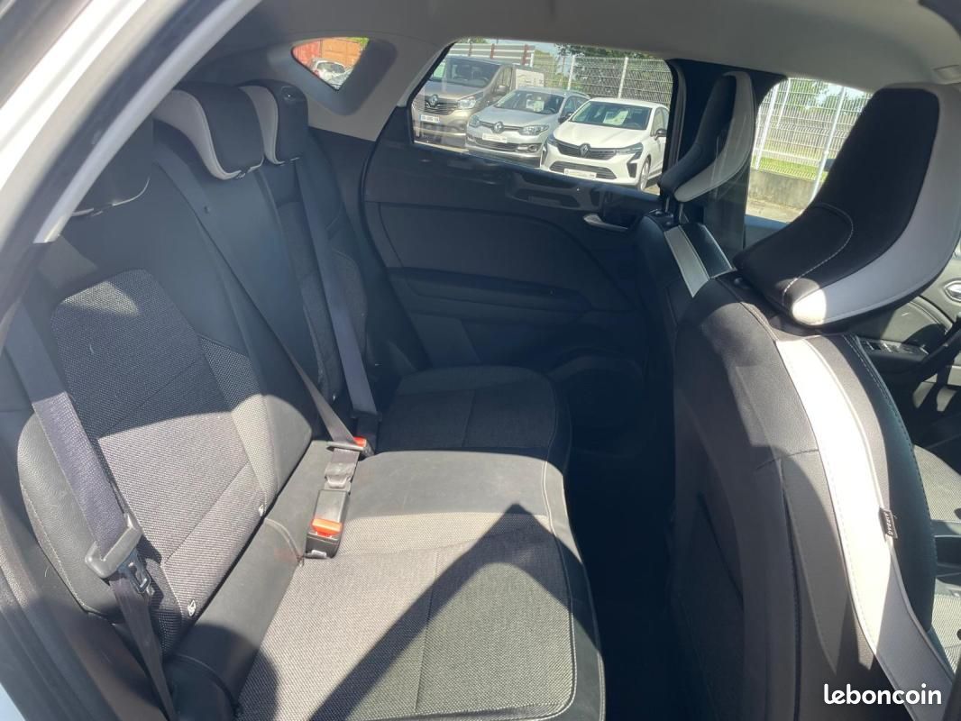 Renault Captur II TCE 90CV TECHNO (image 22)