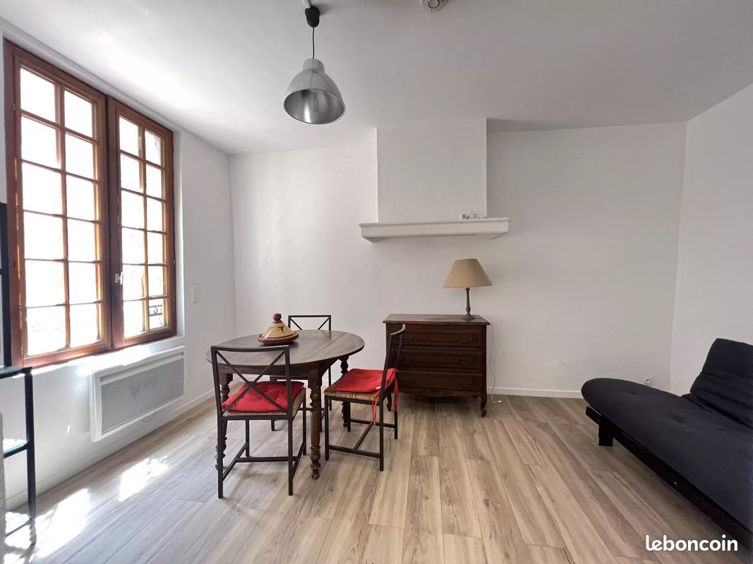 Appartement 1 pièce 23 m² · à Réalmont · 23 m² · 295 €/mois