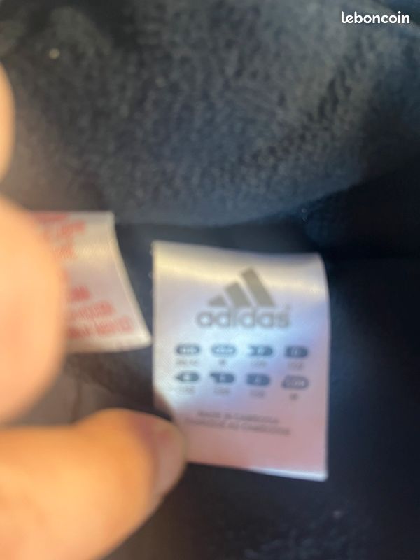 Deux blousons adidas en bon état 12/14 ans (image 3)