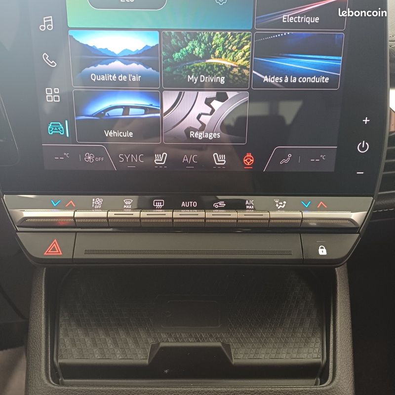 MITSUBISHI ECLIPSE CROSS BEV 87 KWH 220 INVITE+ 22kW (image 23)