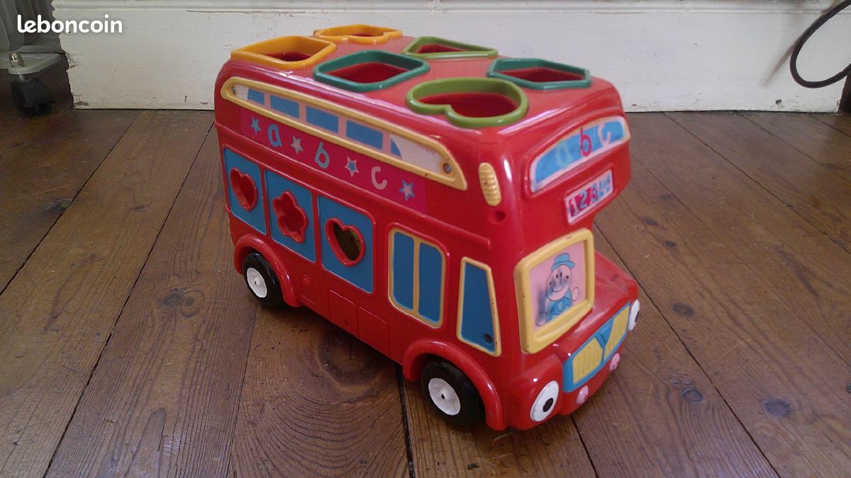 Bus rouge (image 2)