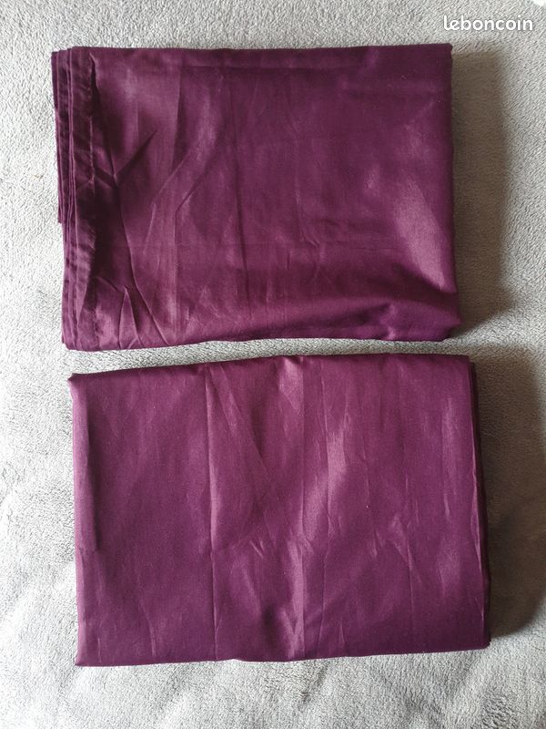 Lot de 2 rideaux violets, en tres bon état, pas d envoi (image 2)