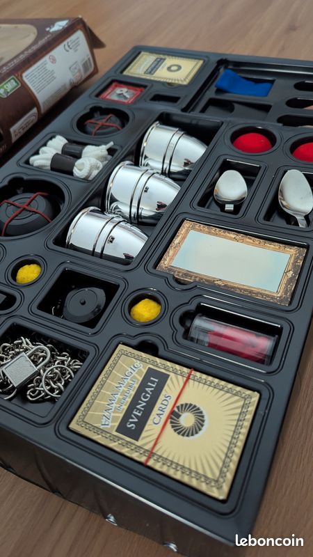 Coffret Magie Complet - SHOP-STORY - 150 Tours - Accessoires Inclus - Dès 6 Ans - Vidéos d Coffret Magie Complet - SHOP-STORY - 150 Tours - Accessoires Inclus - Dès 6 Ans - Vidéos d